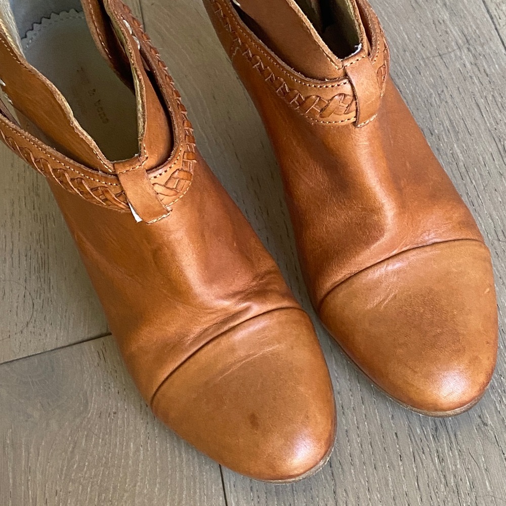 Lightly worn Rag and Bone harrow boots